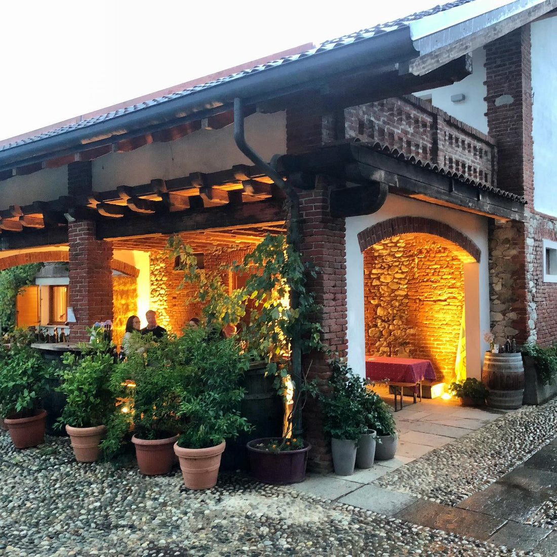 Fontechiara - Sorsi di relax : soggiorno e degustazione al Decanter House Piemonte Fontechiara