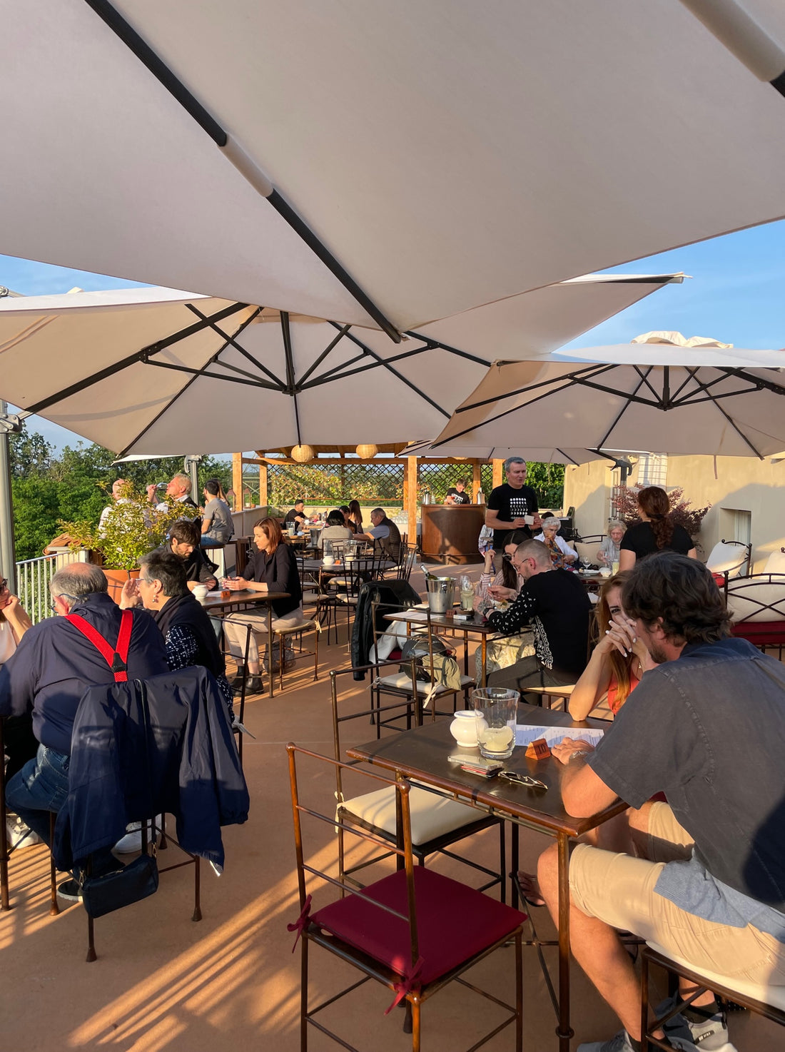 Castello di Tassarolo - Solo Vino Piemonte Castello di Tassarolo