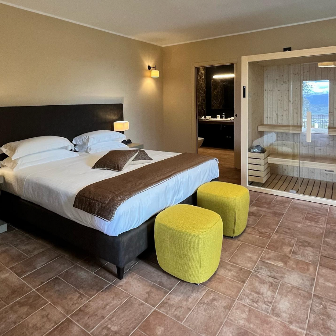 Altarocca Wine Resort - Visita in cantina Umbria Altarocca