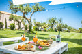 Augustali - Picnic on the lawn