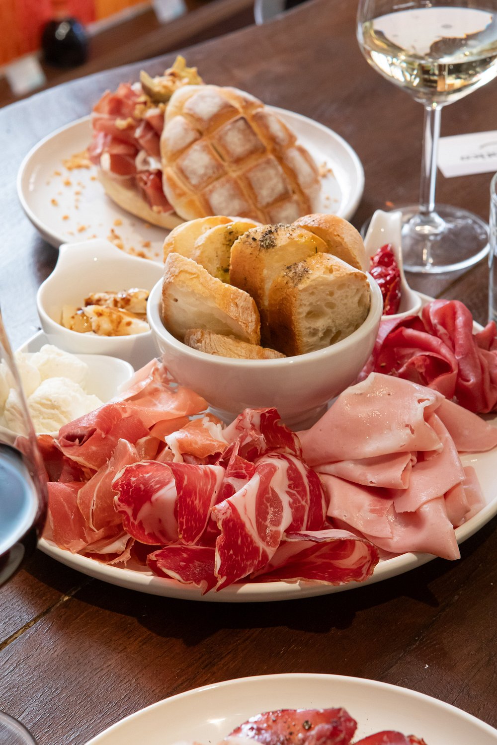 Enoteca Autentico Milano - SUNDAY Milano