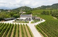 Progress Country & Wine House - Chic experience